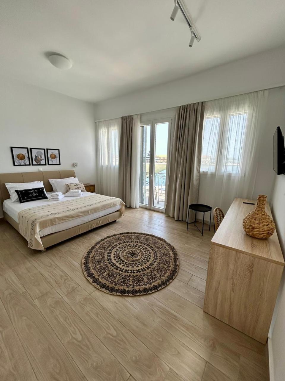 Emilia Suites Ermoupoli Luaran gambar
