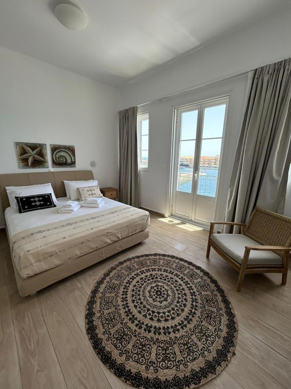 Emilia Suites Ermoupoli Luaran gambar